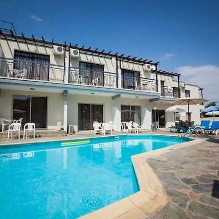 Crystallo Apart-hotel 3*
