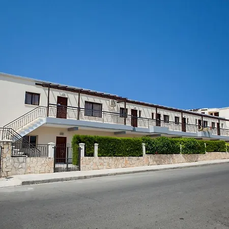 Crystallo Apart-hotel 3*