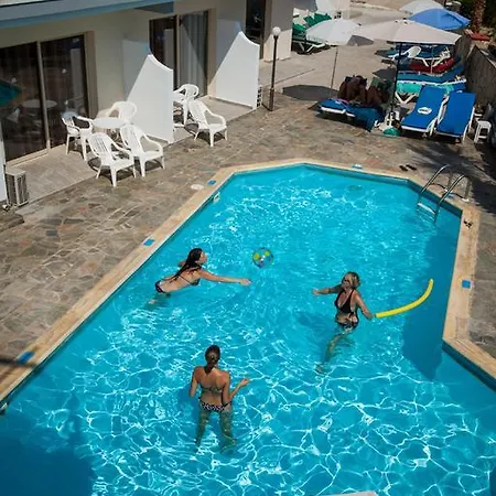 Apart-hotel Crystallo Pafos